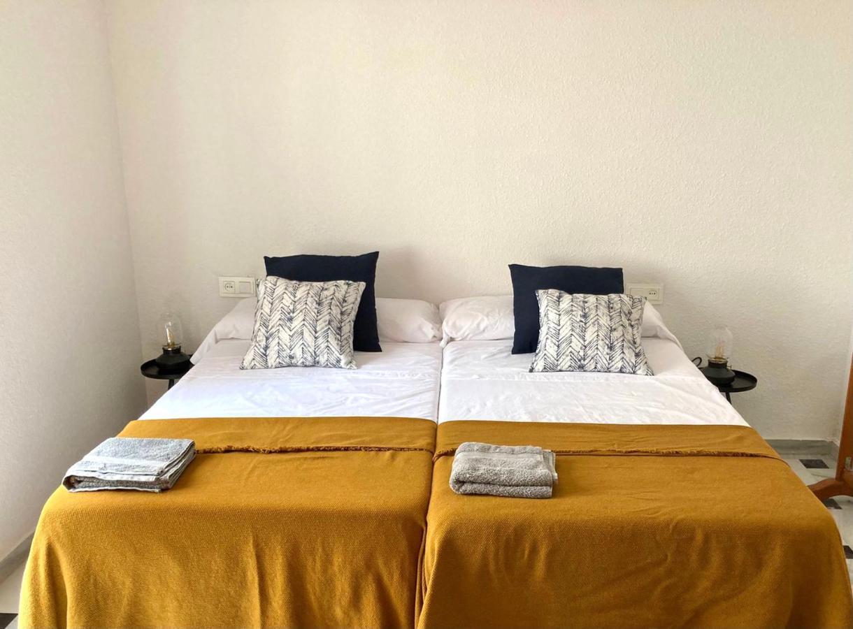 Apartamento Bahia Jardin La Herradura  Exteriör bild